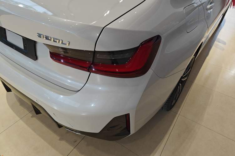 Used BMW 3 Series 2023 320Li M Sport Package Right Rear Taillight