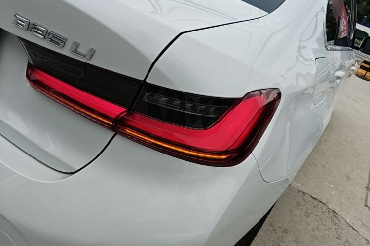 Used BMW 3 Series 2023 325Li M Sport Package Right Rear Taillight