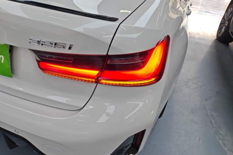 Used BMW 3 Series 2023 325i M Sport Night Edition Package Right Rear Taillight