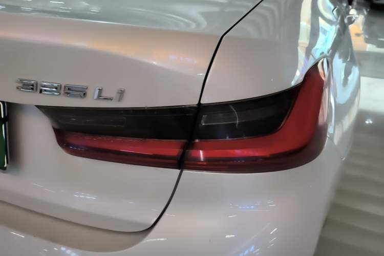 Used BMW 3 Series 2023 325Li M Sport Package Right Rear Taillight