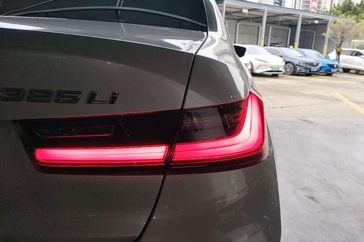 Used BMW 3 Series 2023 325Li M Sport Package Right Rear Taillight