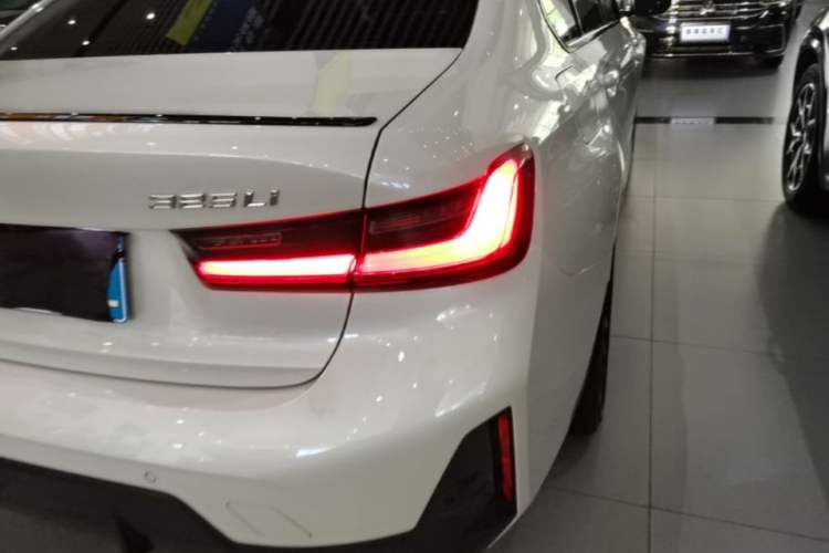 Used BMW 3 Series 2023 325Li M Sport Night Edition Package Right Rear Taillight