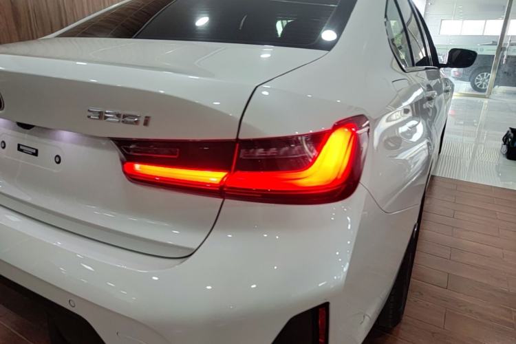 Used BMW 3 Series 2023 325i M Sport Night Edition Package Right Rear Taillight
