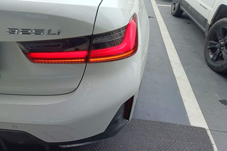Used BMW 3 Series 2023 325Li M Sport Package Right Rear Taillight