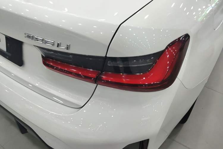 Used BMW 3 Series 2023 325Li M Sport Package Right Rear Taillight