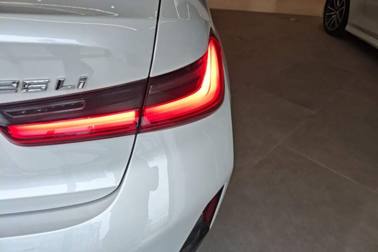 Used BMW 3 Series 2023 325Li M Sport Package Right Rear Taillight