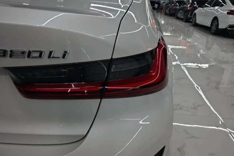 Used BMW 3 Series 2023 320Li M Sport Package Right Rear Taillight