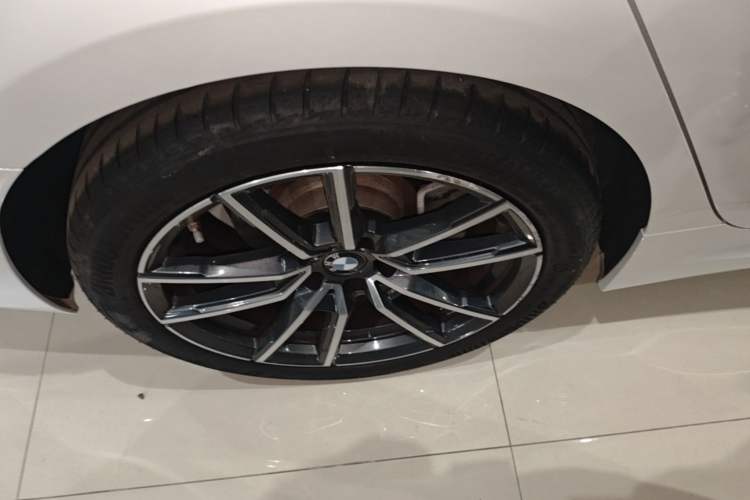 Used BMW 3 Series 2023 325Li M Sport Package Right Rear Wheel Hub