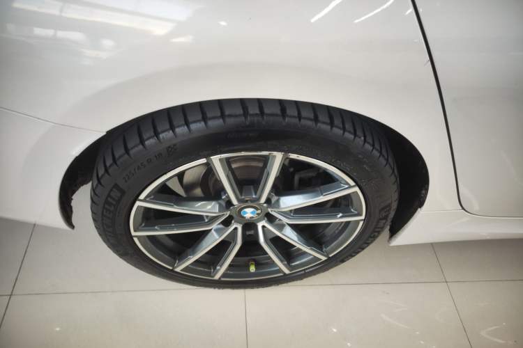 Used BMW 3 Series 2023 325Li M Sport Package Right Rear Wheel Hub