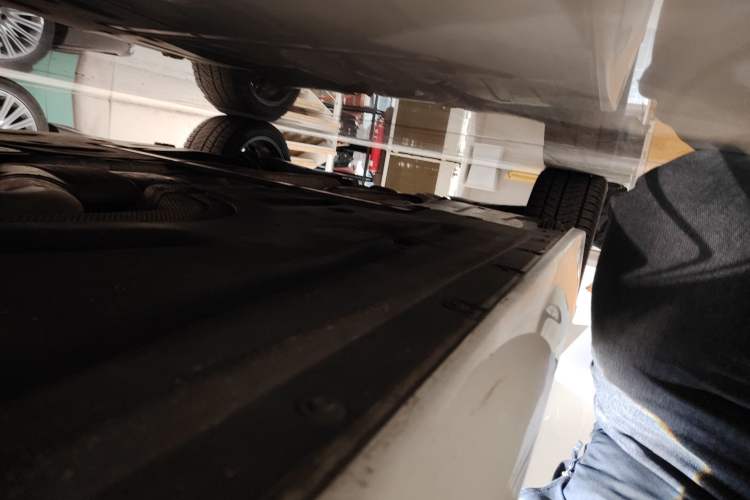 Used BMW 3 Series 2023 325Li M Sport Night Edition Package Right Side Sill
