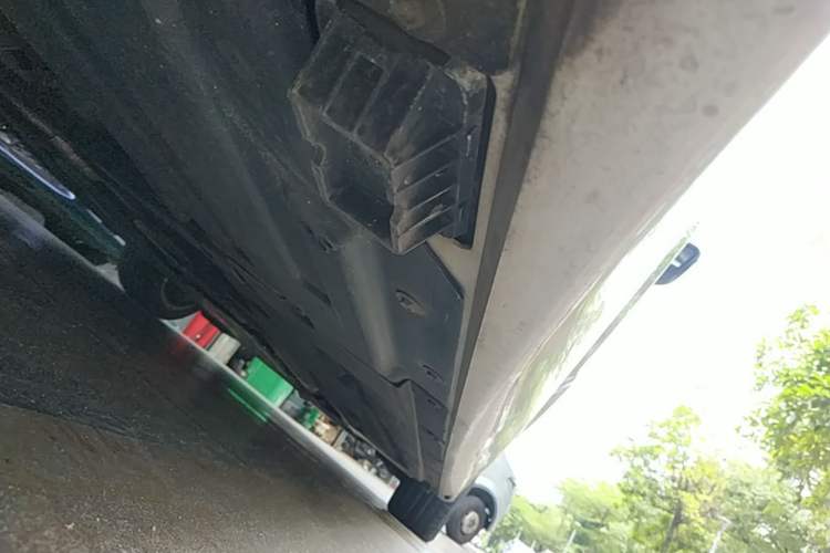 Used BMW 3 Series 2023 325Li M Sport Package Right Side Sill