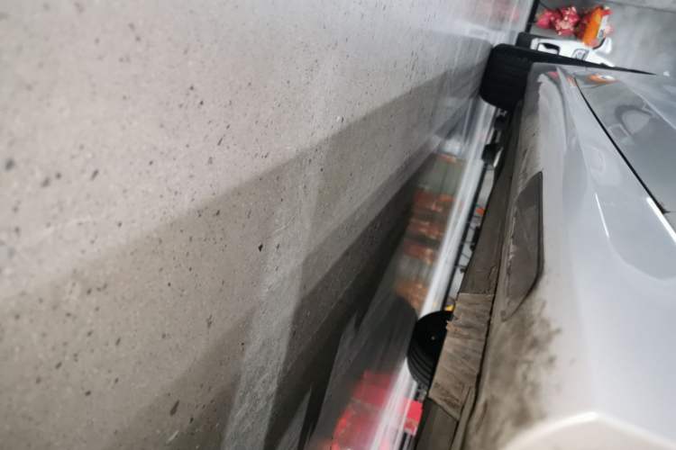 Used BMW 3 Series 2023 325Li M Sport Night Edition Package Right Side Sill