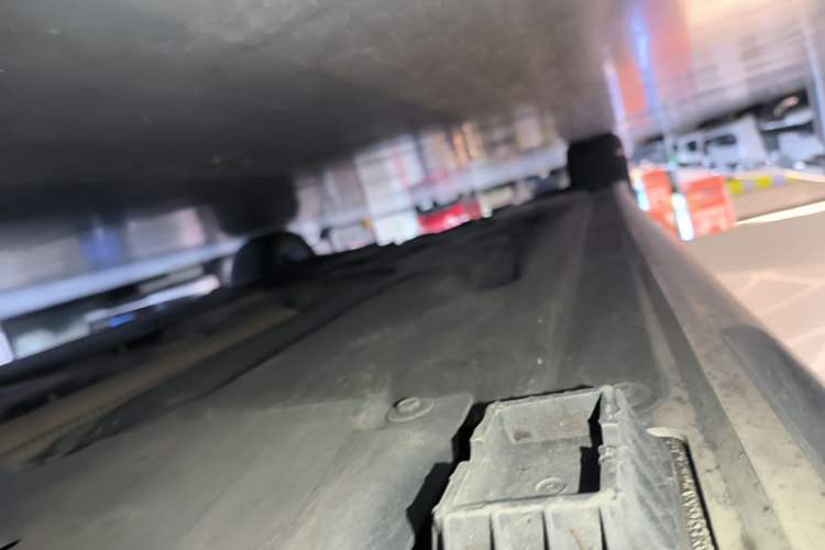 Used BMW 3 Series 2023 325Li M Sport Package Right Side Sill