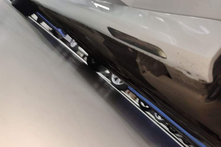 Used BMW 3 Series 2023 325Li M Sport Night Edition Package Right Side Sill