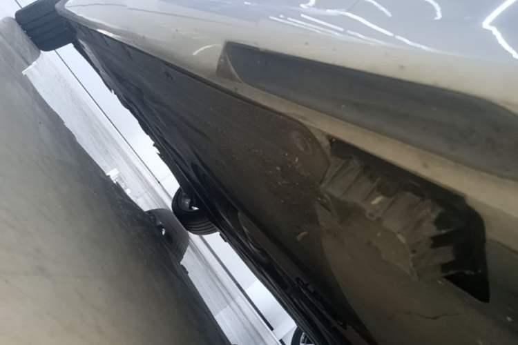 Used BMW 3 Series 2023 325Li M Sport Package Right Side Sill