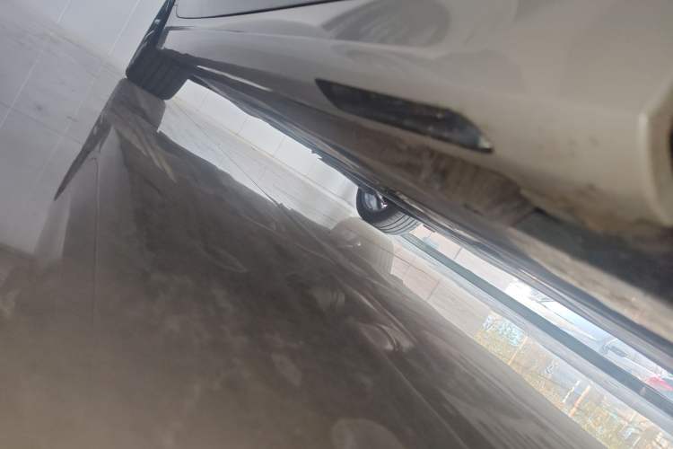 Used BMW 3 Series 2023 320Li M Sport Package Right Side Sill
