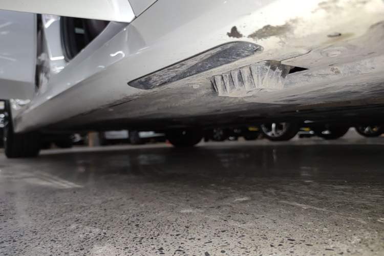 Used BMW 3 Series 2023 325Li M Sport Package Right Side Sill