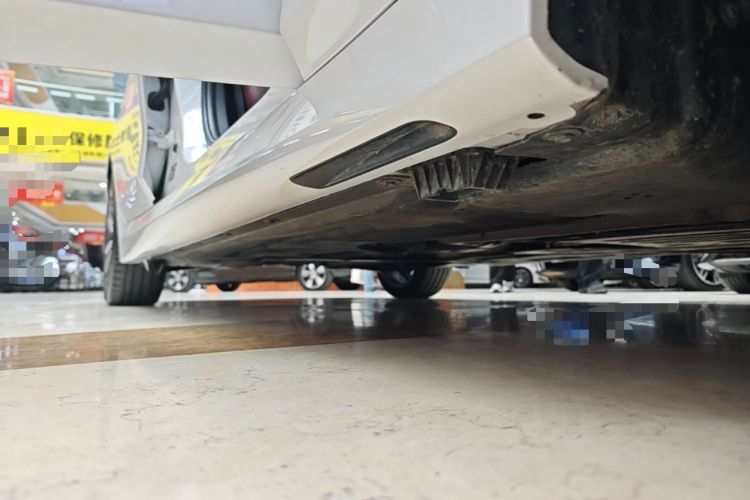Used BMW 3 Series 2023 325Li M Sport Package Right Side Sill
