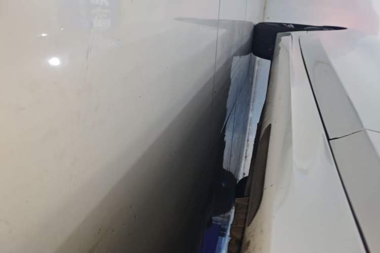 Used BMW 3 Series 2023 325i M Sport Package Right Side Sill