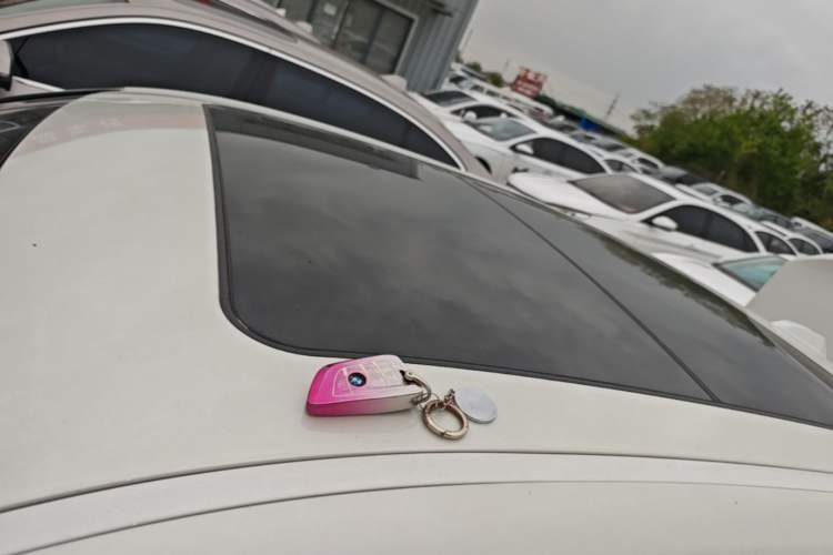 Used BMW 3 Series 2023 325Li M Sport Package Roof