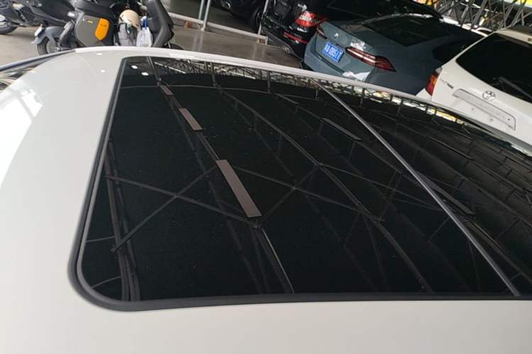 Used BMW 3 Series 2023 325Li M Sport Package Roof