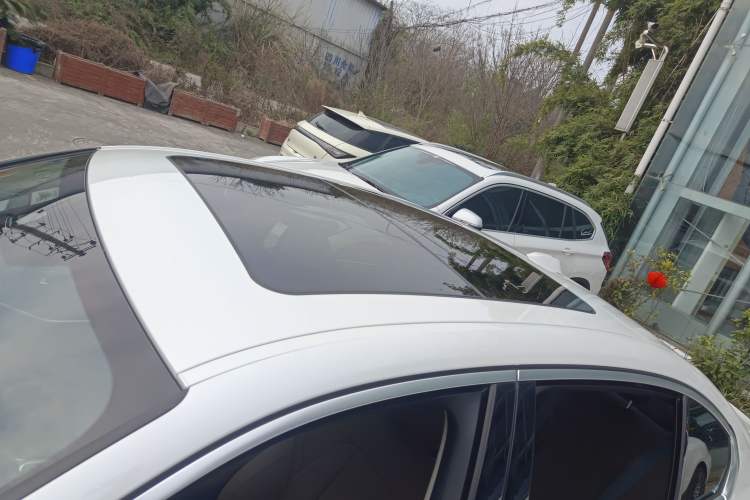 Used BMW 3 Series 2023 325Li M Sport Package Roof