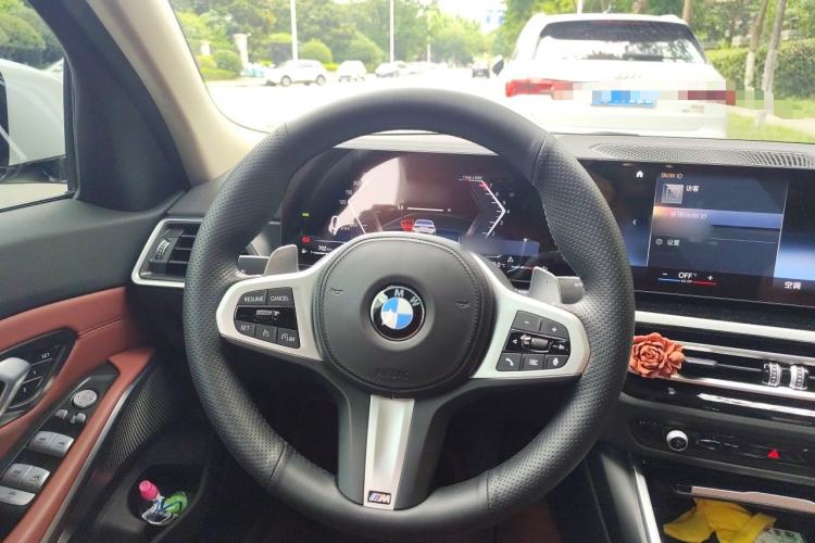 Used BMW 3 Series 2023 320Li M Sport Package Steering Wheel