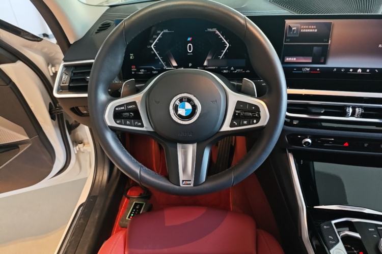 Used BMW 3 Series 2023 320Li M Sport Package Steering Wheel