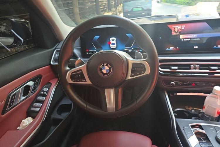 Used BMW 3 Series 2023 325i M Sport Package Steering Wheel