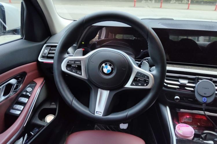 Used BMW 3 Series 2023 325Li M Sport Package Steering Wheel