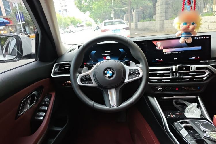Used BMW 3 Series 2023 320Li M Sport Package Steering Wheel