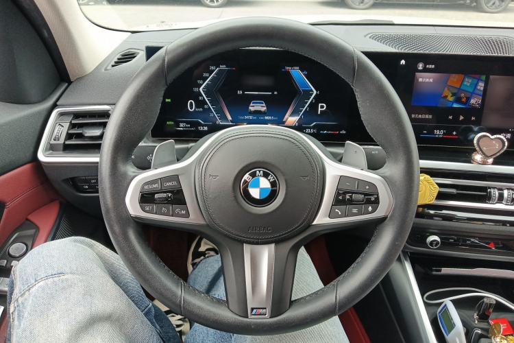 Used BMW 3 Series 2023 320Li M Sport Package Steering Wheel