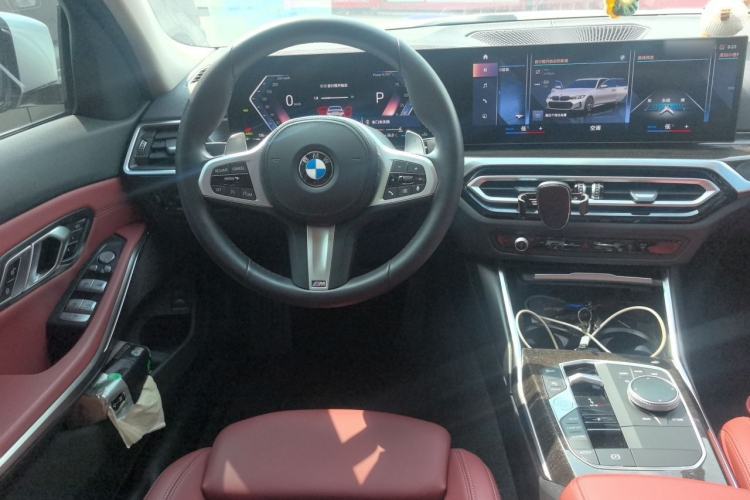 Used BMW 3 Series 2023 325Li M Sport Package Steering Wheel
