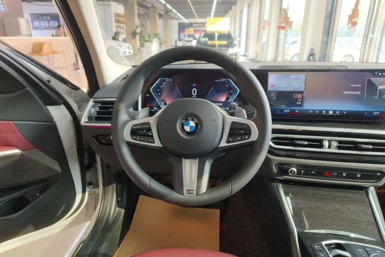 Used BMW 3 Series 2023 325Li M Sport Package Steering Wheel