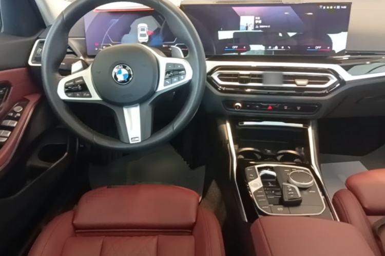 Used BMW 3 Series 2023 320Li M Sport Package Steering Wheel