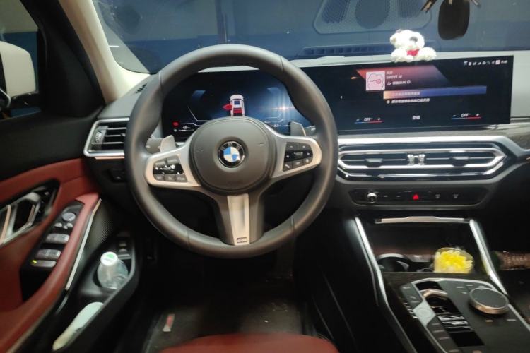 Used BMW 3 Series 2023 325Li M Sport Package Steering Wheel
