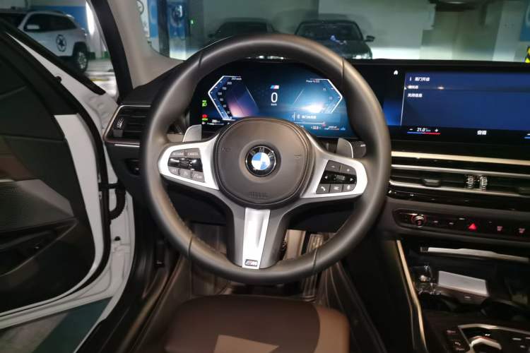 Used BMW 3 Series 2023 325Li M Sport Package Steering Wheel