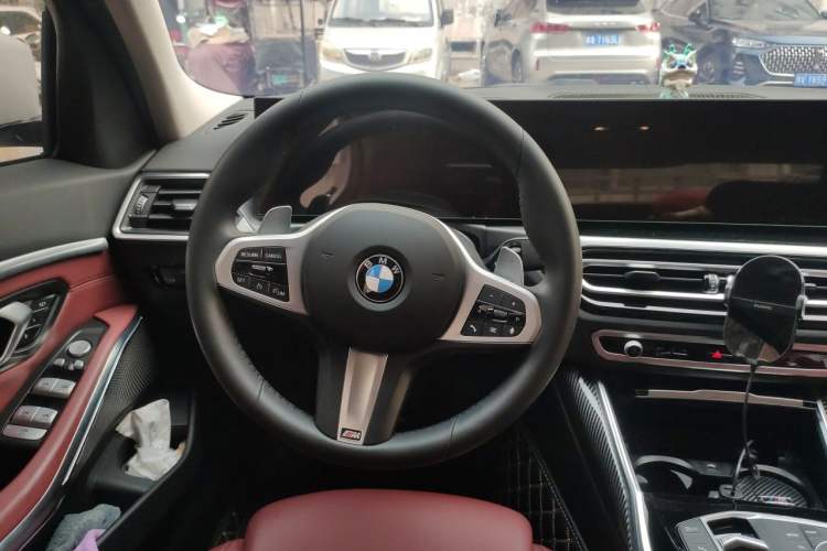 Used BMW 3 Series 2023 320Li M Sport Package Steering Wheel
