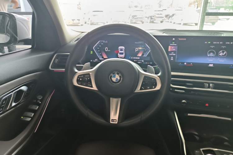 Used BMW 3 Series 2023 325Li M Sport Package Steering Wheel