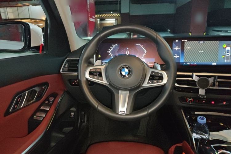 Used BMW 3 Series 2023 325Li M Sport Package Steering Wheel