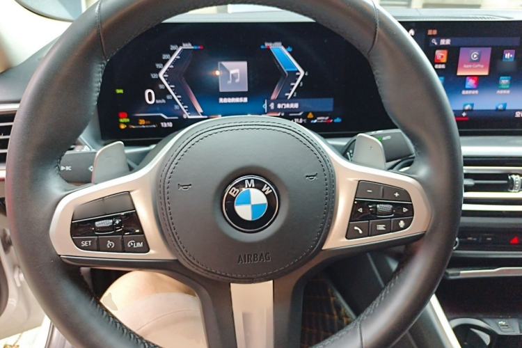 Used BMW 3 Series 2023 325i M Sport Package Steering Wheel