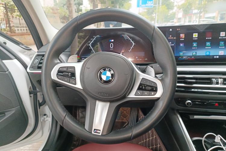Used BMW 3 Series 2023 325i M Sport Package Steering Wheel