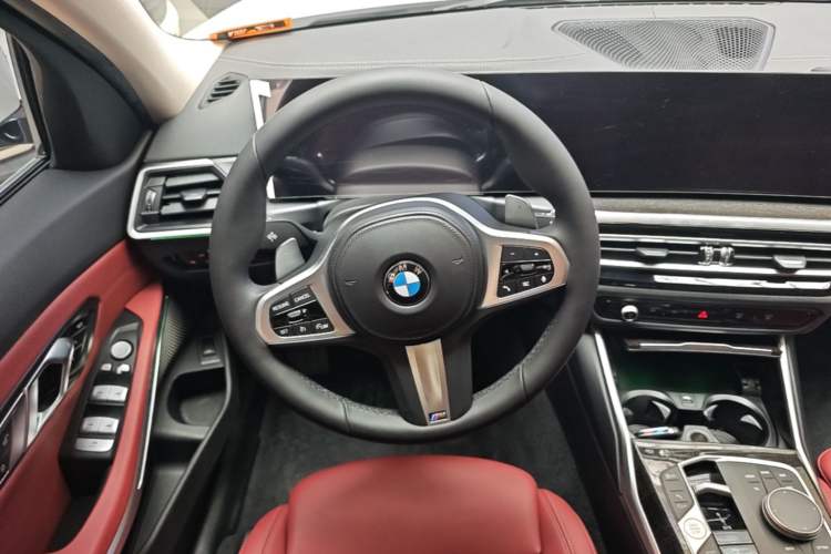 Used BMW 3 Series 2023 325Li M Sport Package Steering Wheel