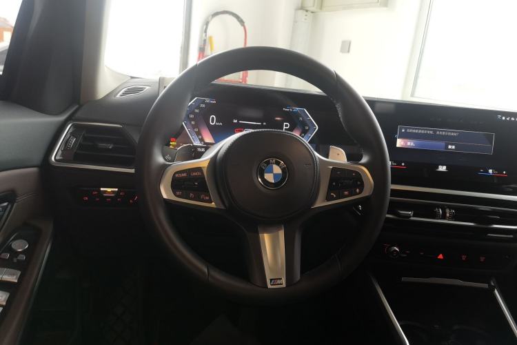 Used BMW 3 Series 2023 320Li M Sport Package Steering Wheel