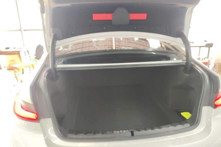 Used BMW 3 Series 2023 325Li M Sport Package Trunk