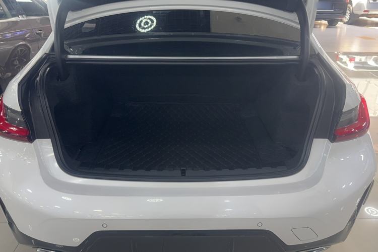 Used BMW 3 Series 2023 325Li M Sport Package Trunk