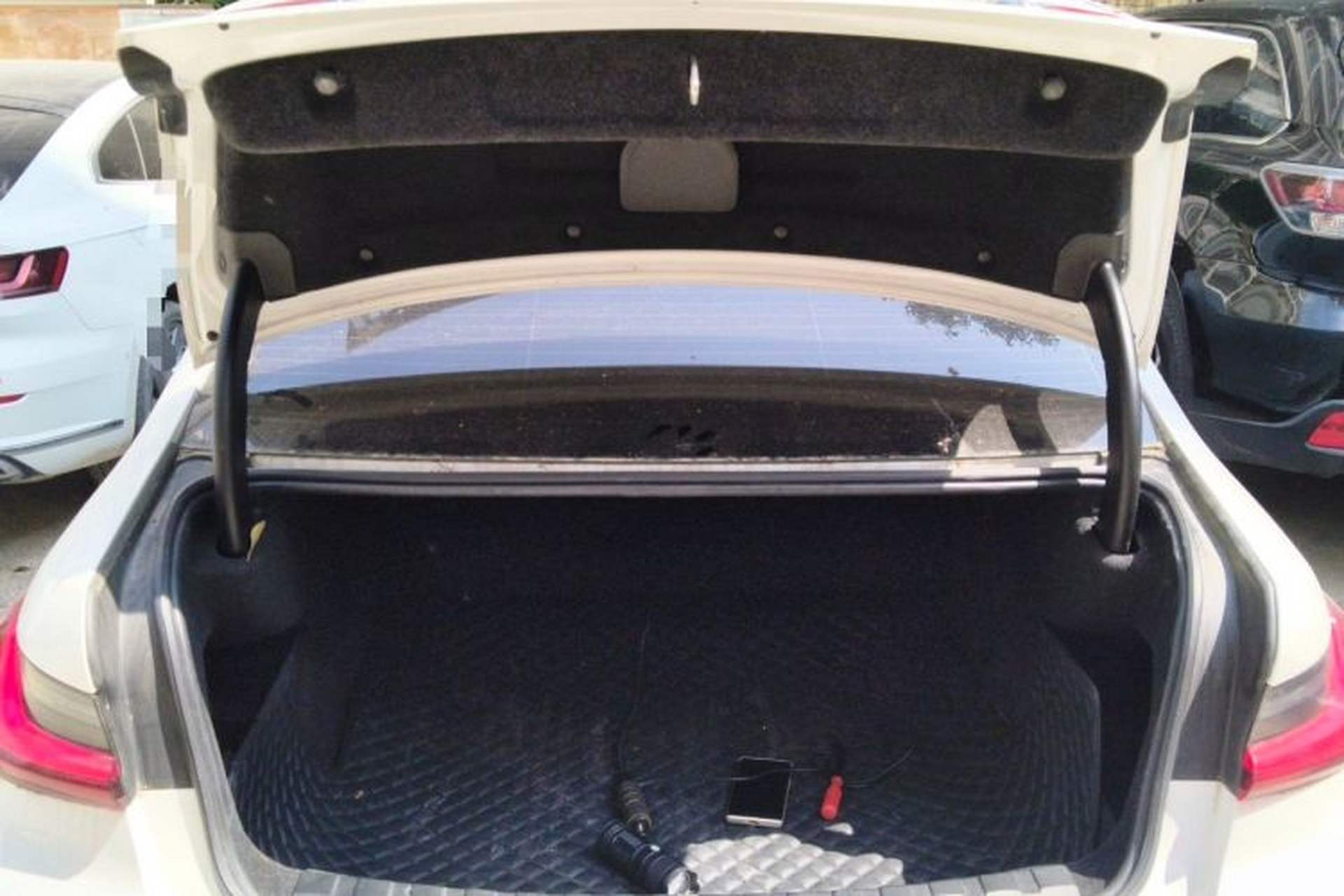Used BMW 3 Series 2023 320Li M Sport Package Trunk