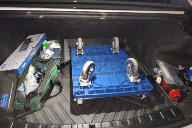 Used BMW 3 Series 2023 325Li M Sport Night Edition Package Trunk