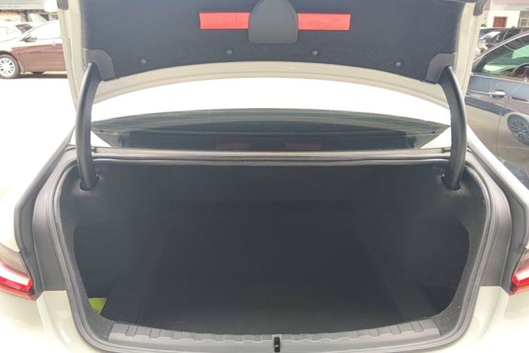 Used BMW 3 Series 2023 325Li M Sport Package Trunk