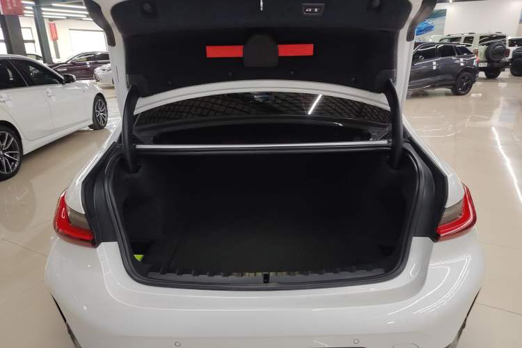 Used BMW 3 Series 2023 325Li xDrive M Sport Package Trunk